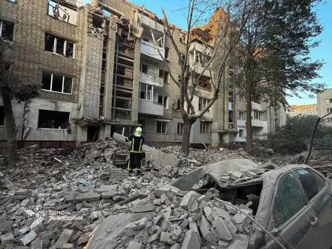 У Львові під завалами будинку знайшли тіло: що відомо