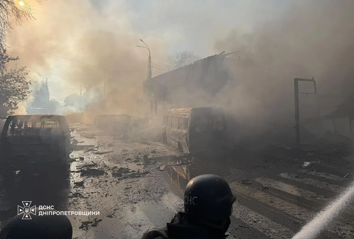 Удар по ТРЦ у Павлограді: 4 загиблих, понад 60 поранених, серед них діти