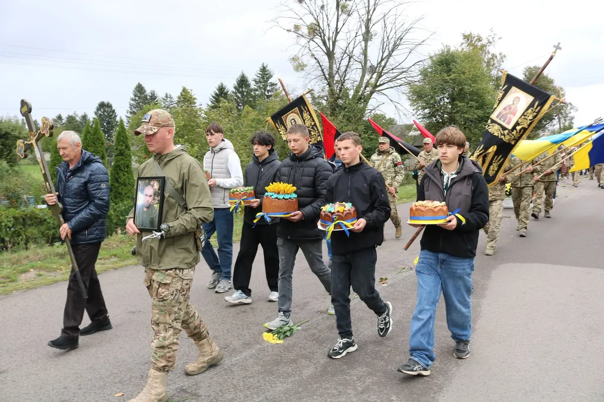На Волині поховали Романа Юрчука: мати втратила вже другого сина-захисника