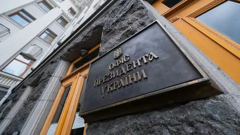 Зеленський звільнив посла України в Катарі Кузьменка
