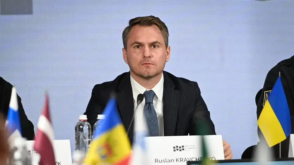 Генпрокурор Кравченко виїхав за кордон після підозри голові НАБУ: що це змінює