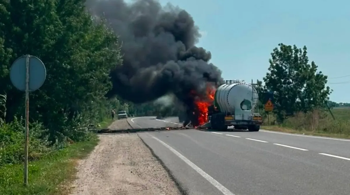 Удар по Одещині: двоє загиблих після атаки на цистерновоз