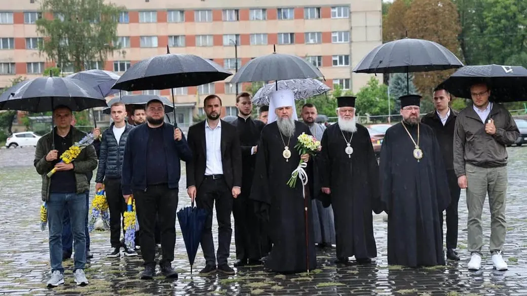 Митрополит Епіфаній відвідав Львівщину: освятив реабілітаційний центр і заклав храм