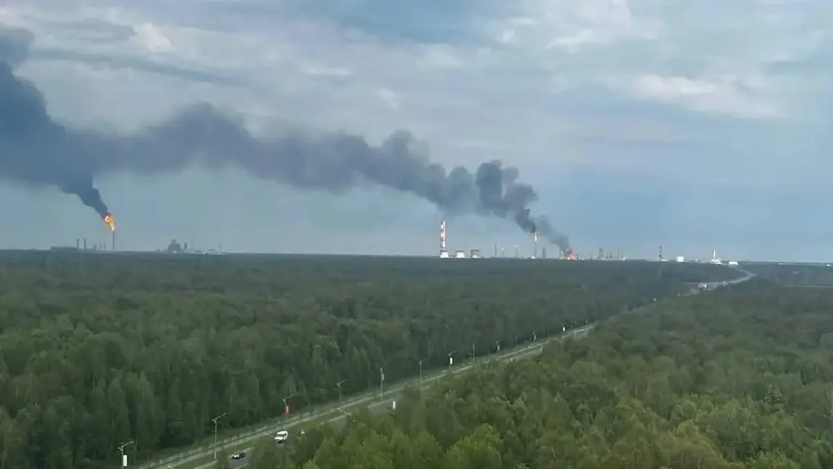 Удар по найбільшому хімзаводу РФ: що відомо про атаку на «ЗапСибНефтехим»