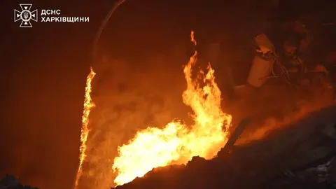 Удар по передмістю Харкова: троє загиблих, рятувальники шукають людей під завала