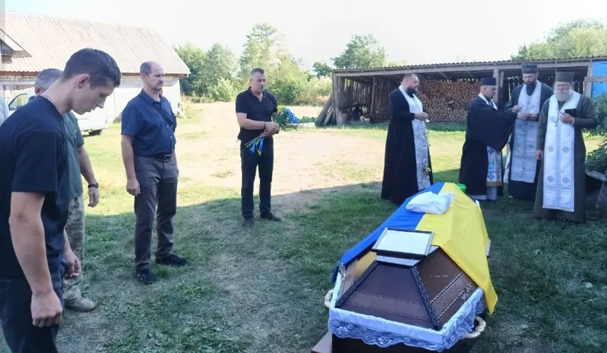 На Волині попрощалися із захисниками Юрієм Джулем та Василем Шилюком