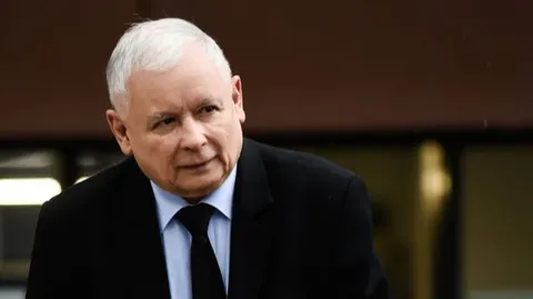Качинський звинуватив Україну в незаконних розкопках: що відомо