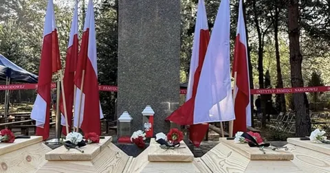 На Волині перепоховали останки 55 жертв Волинської трагедії