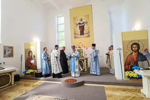 У львівському геріатричному пансіонаті освятили нову каплицю