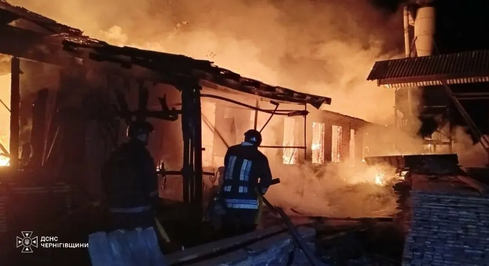 Атаки на Чернігівщину: знищені будинки, пожежі та пошкоджені школи