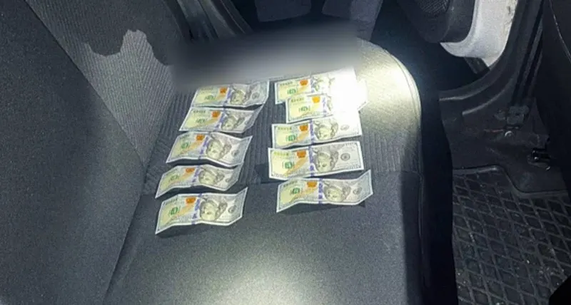 На Волині п'яний водій пропонував патрульним $1000 хабаря