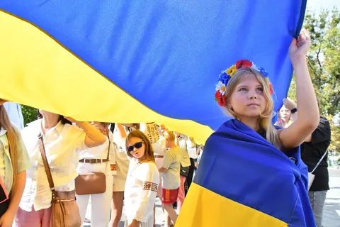 Невизначеність 1991-го і впевненість 2024-го: як змінилося ставлення українців д
