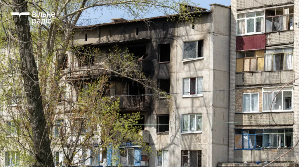 У Дружківці пошкоджені всі багатоповерхівки: що це означає для мешканців