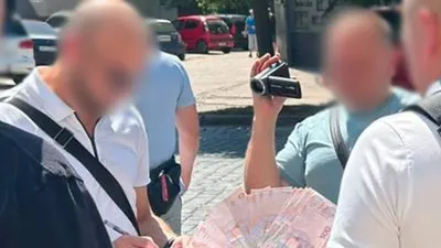 Хабар за водійське посвідчення: у Чернівцях судитимуть інструктора автошколи