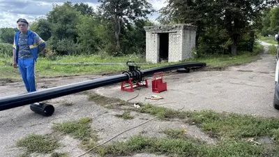У Південному замінюють водогін після тижневої відсутності води