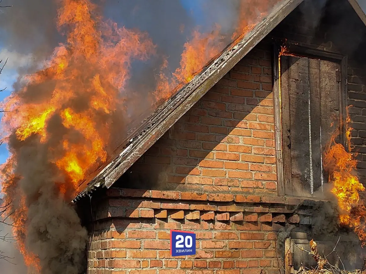 Рятуючи майно з вогню: вінничанин опинився в лікарні