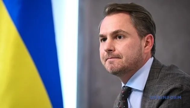 Кравченко з-за кордону обіцяє розповісти партнерам про «неконтрольований вплив» антикорупційних органів