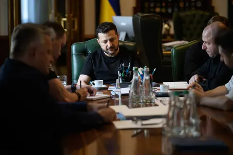 Зеленський обговорив з Віткоффом і Кушнером дату візиту в Україну