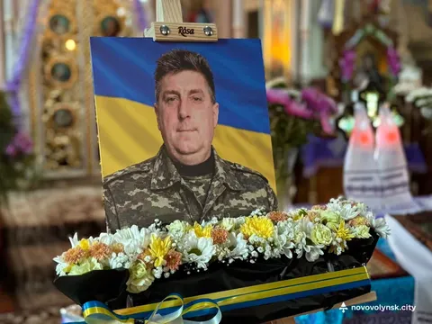 На Волині попрощалися з Андрієм Микитюком, який боронив Україну з 2015 року