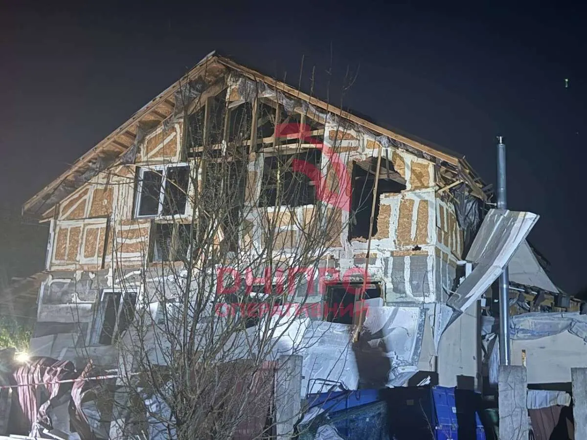 Удар по Дніпру 1 вересня: пошкоджено 12 будинків, двоє травмованих