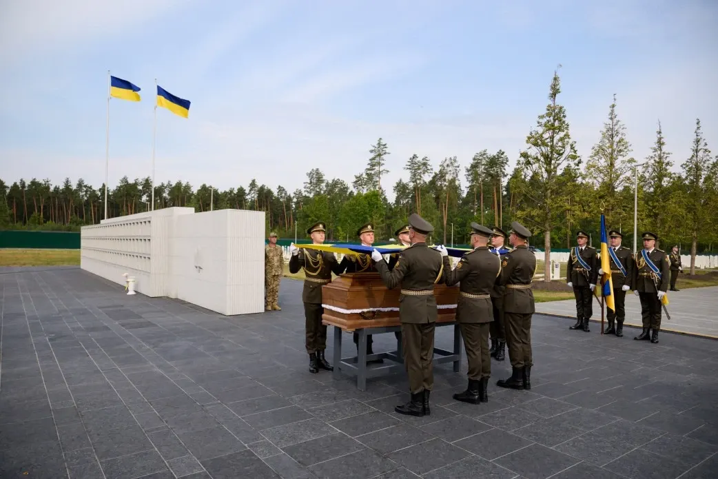 Перепоховання Євгена Коновальця: Зеленський про повернення історичної пам'яті