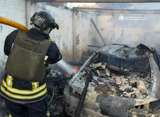 Нічні атаки на Дніпропетровщину: п’ятеро поранених, пошкоджена інфраструктура
