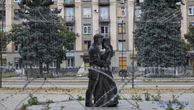 У Дружківці на Донеччині лишаються 3300 цивільних: як виїжджають люди