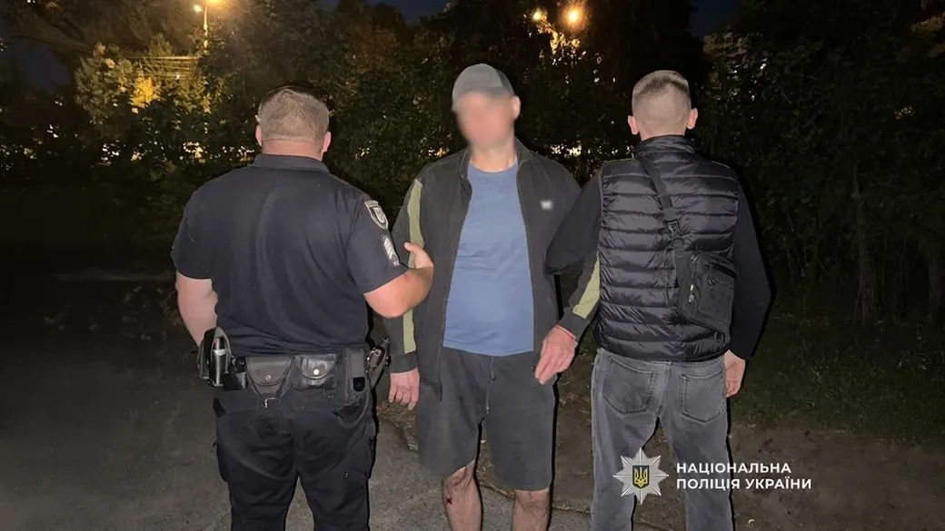 Грабіжник в аптеці Чернігова: затримано 45-річного чоловіка