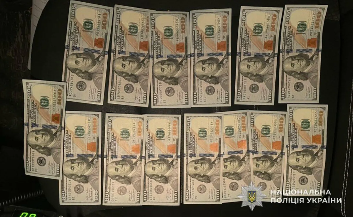 На Тернопільщині водій пропонував поліції 2 тисячі доларів, аби не їхати до ТЦК