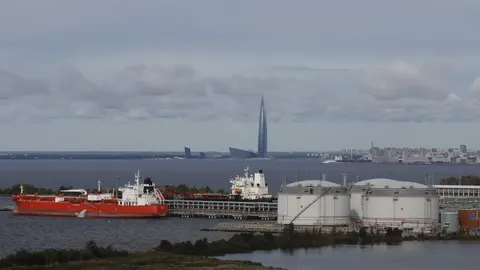 Морський експорт нафти з РФ впав до мінімуму з кінця квітня