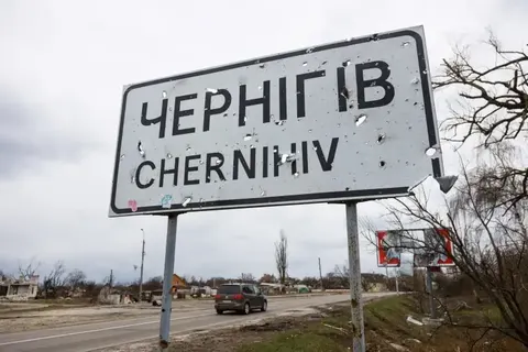Падіння безпілотника біля геріатричного пансіонату в Чернігові: що це означає