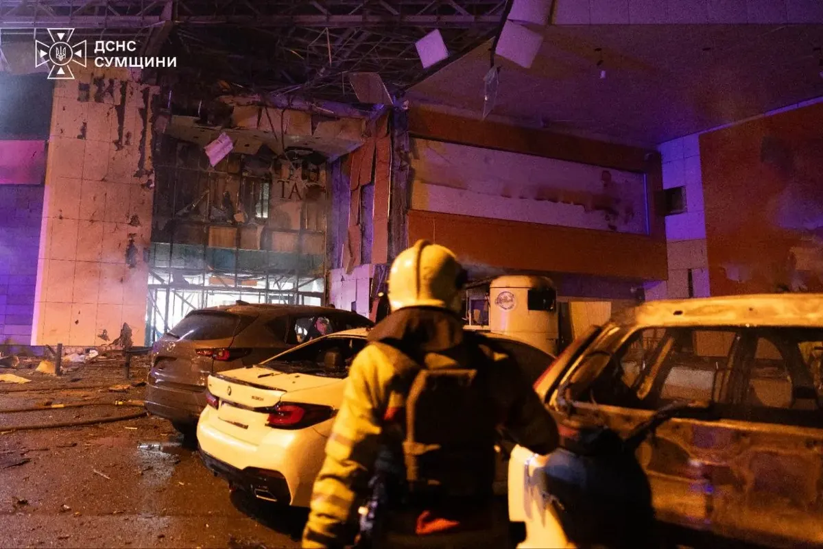 Атака на ТРЦ у Сумах: двоє загиблих, 20 поранених