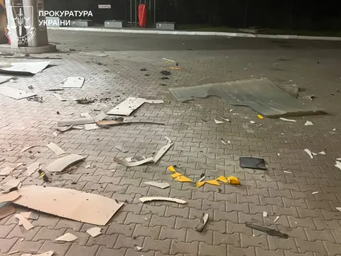 Удар по Харкову: росіяни атакували АЗС безпілотником