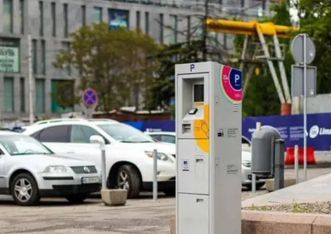 У Дніпрі майже 1200 військових оформили безкоштовне паркування