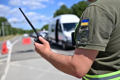 Кордон на заході: за добу виїхали майже 60 тисяч людей