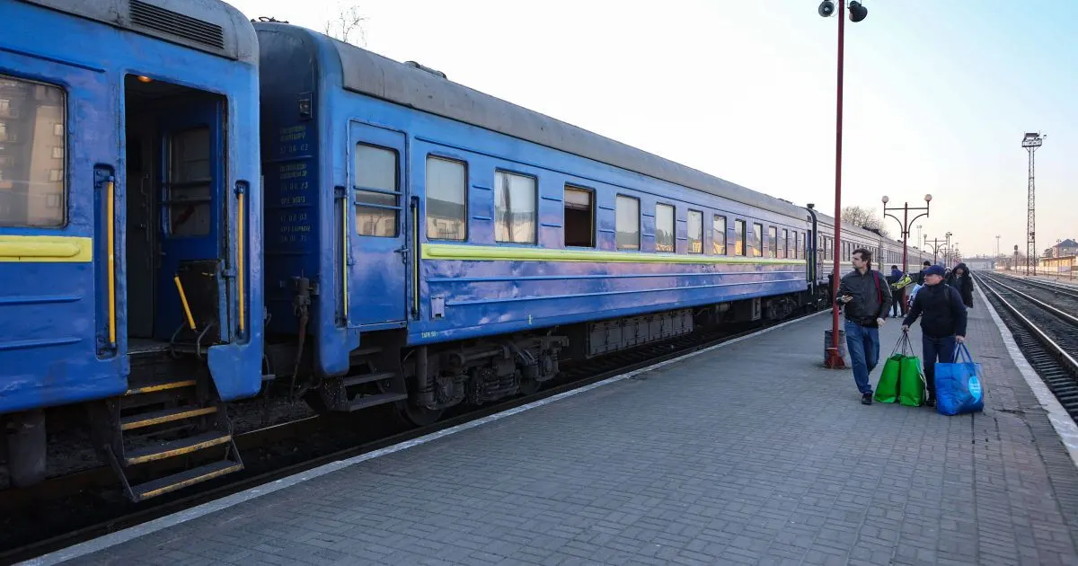 Росіяни атакували пасажирський потяг «Суми—Київ»: деталі