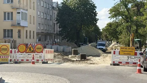 У Львові перекриють частину вул. Залізничної: маршрути об’їзду