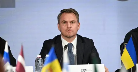 Генпрокурор підписав підозру директору НАБУ: що це означає