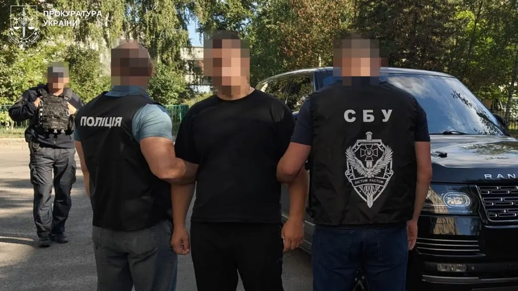 Схема за 7–20 тисяч доларів: на Львівщині викрили групу з семи осіб