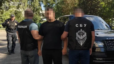 Схема за 7–20 тисяч доларів: на Львівщині викрили групу з семи осіб