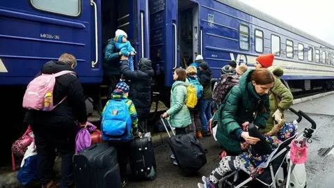 «Жовта» тривога і потяги: коли рейс таки зупинять