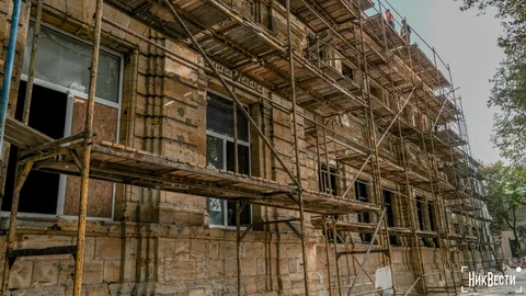 Відбудова гімназії №2 у Миколаєві: коли відновлять роботи — невідомо