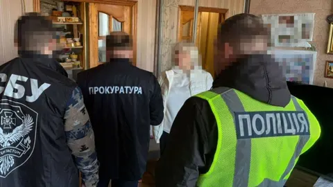 Переплата 2,6 млн за будинок для ВПО: на Хмельниччині судитимуть шістьох фігуран
