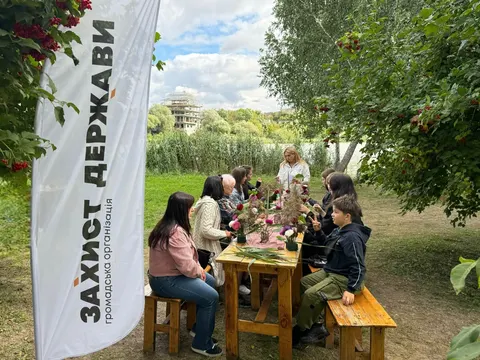 Мистецька зустріч для жінок біля Південного Бугу: простір для відновлення