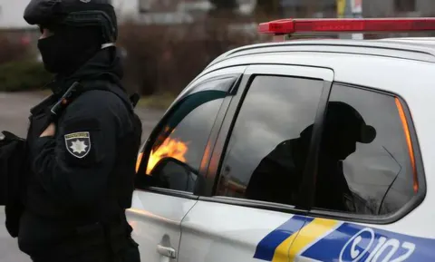 Експоліціянт із Куп'янська: служба окупантам, вилучення автівок і втеча до рф
