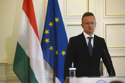 Співробітників МЗС Угорщини змушували вдавати журналістів на заходах Сійярто
