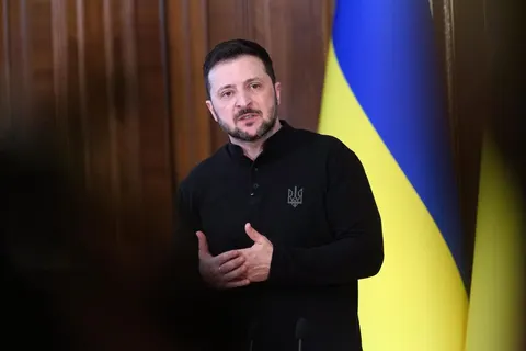 Удар по потягу з іноземною делегацією: що це означає для України