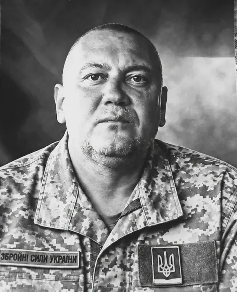 У Черкасах провели в останню путь прикордонника Юрія Міненка