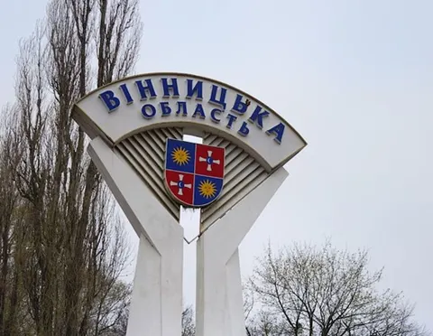 Удар по Вінниччині: пошкоджено цивільну інфраструктуру, є поранений