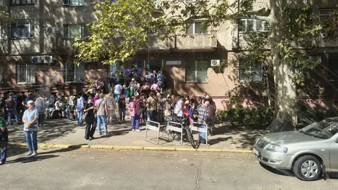 «Зимова підтримка» в Миколаєві: черги з ночі та 191-й у списку о пів на шосту